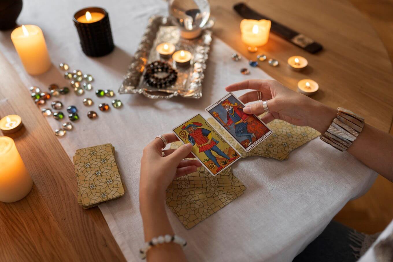 5 Ways To Do A Tarot Reading For Someone Else - how to do a tarot reading for someone else - Infinite Potential